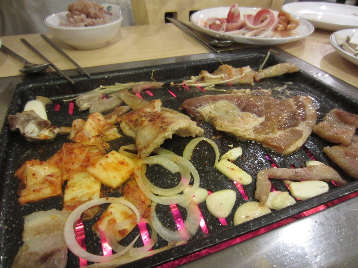 Meating (Seoul, Korea) ‘Meating’ Friends in Seoul Over AllYouCan