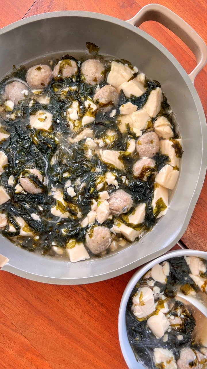 Soothing Seaweed Soup (with Pork Balls, and Soft Tofu) – 10 Days of ...