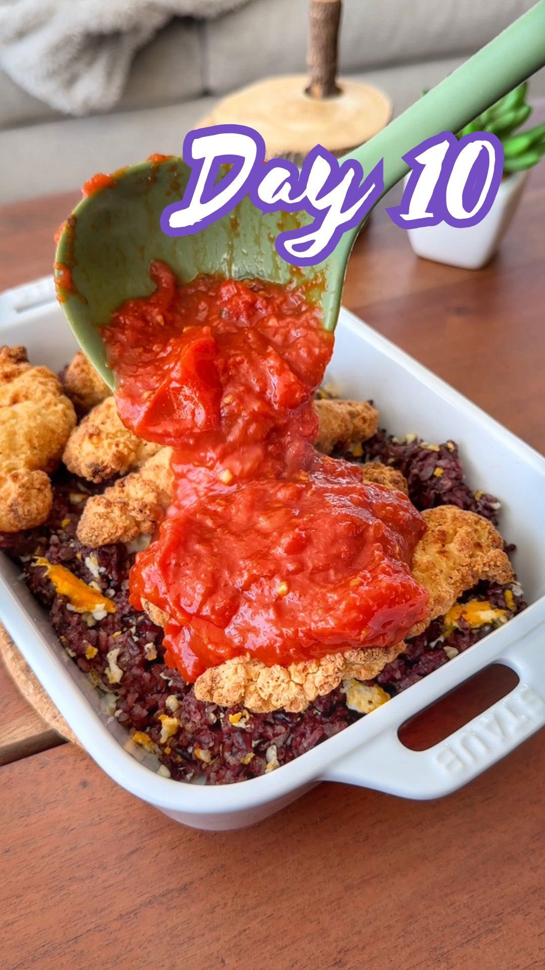 This is your sign to make the easiest, laziest Hong Kong Café Baked Pork Chop Rice EVERR! 🍛 What series should I do next? 🤔 Let me know below!

Comment “HK” and I will send the full recipe straight to your DMs👇

If you followed the entire 10 day recipe series, I really really appreciate chuuu!!!!! 💕 It took so much time and hard work to film and edit these recipes so I am ever grateful to you for tuning in 🥹 

🌟 @eatingwithkirby 👈🏻 Follow for more easy hacks + recipes 🌟

#10daysofeasyhacksandrecipes #EasyRecipes #hongkongrecipe